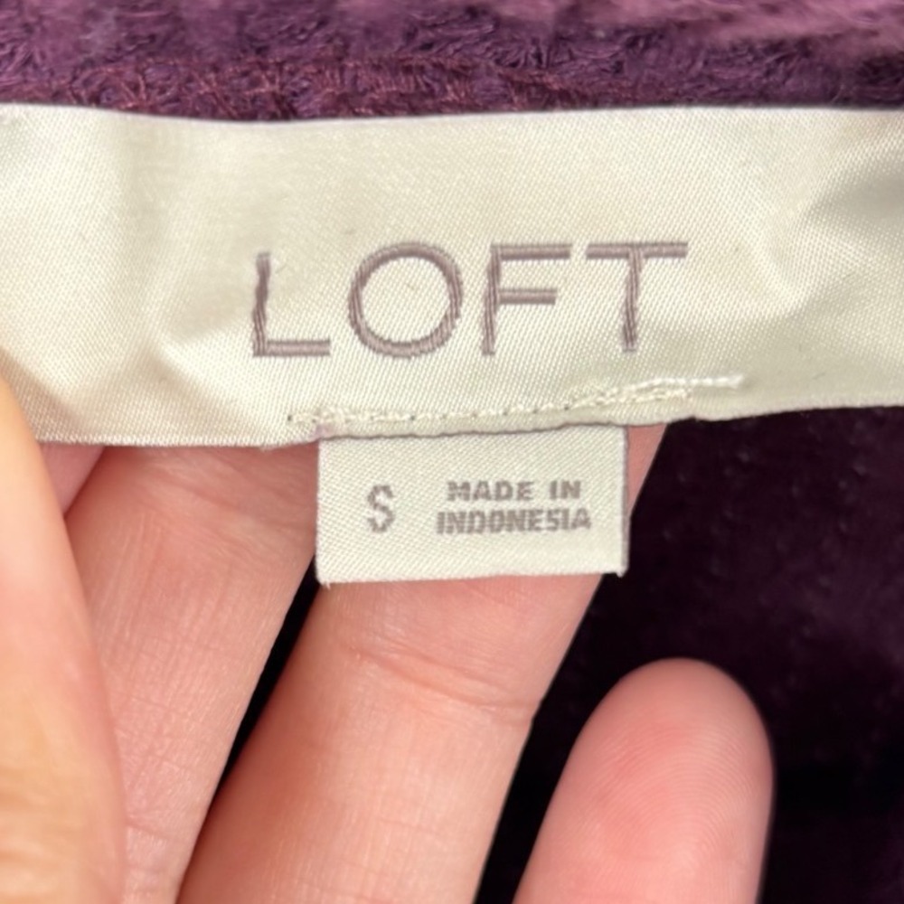 Loft Womens Plum Purple Waffle Knit Cowl Neck Sweater Size S Long Sleeve Top - Picture 2 of 4